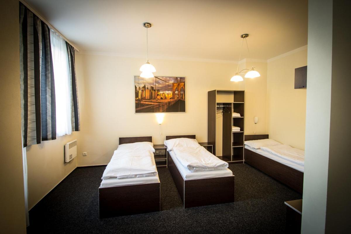 Hotel Sazavsky Ostrov Sázava Buitenkant foto